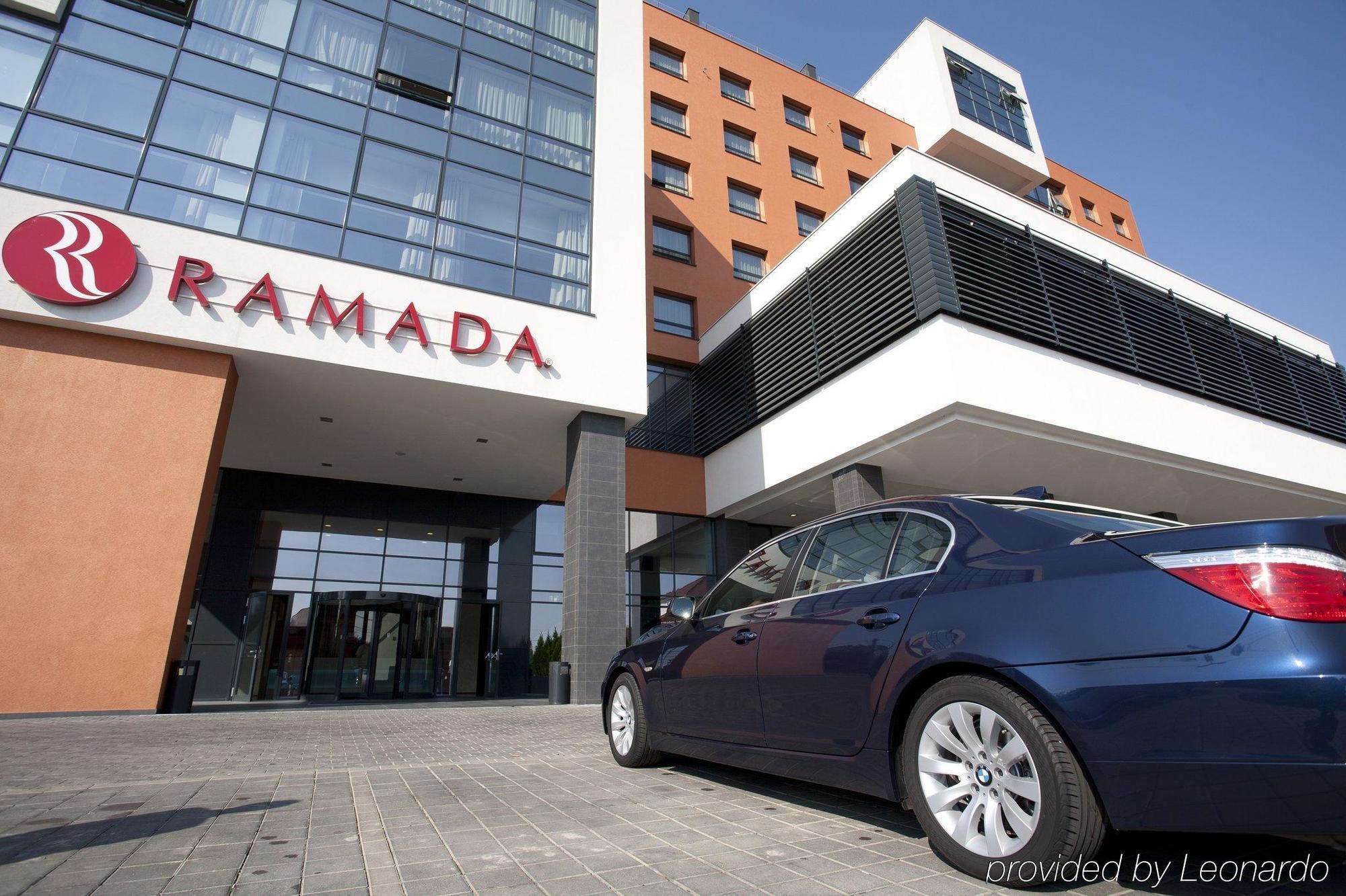 Ramada by Wyndham Oradea Hotel Facilități foto