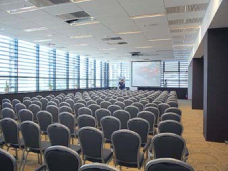 Ramada by Wyndham Oradea Hotel Facilități foto